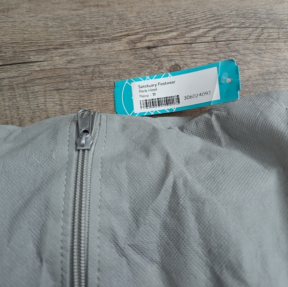 SANCTUARY FOOTWEAR Perk Leather Heel- 11 - Picture 9 of 10